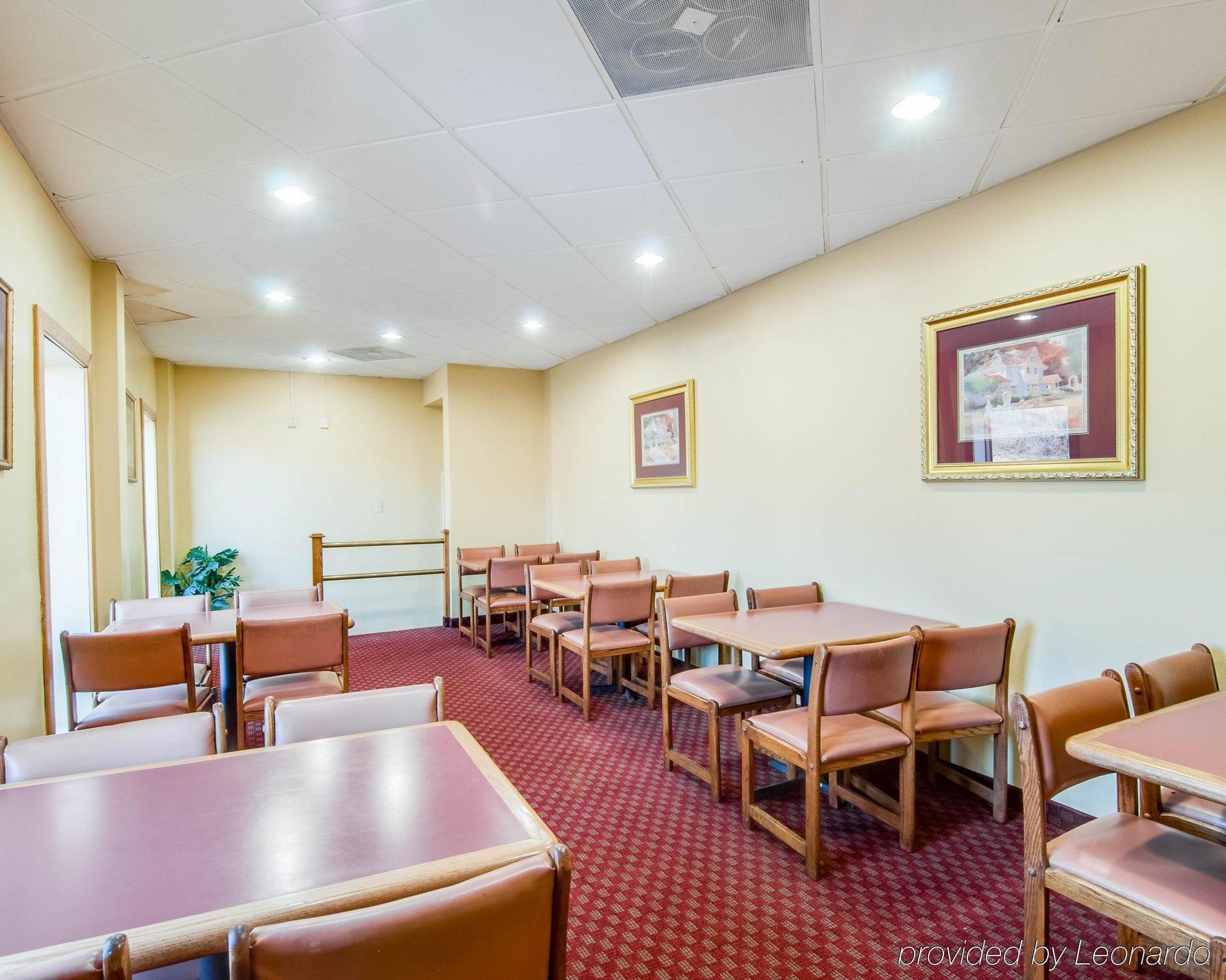 Quality Inn & Suites Lexington Near I-64 And I-81 Timber Ridge Buitenkant foto